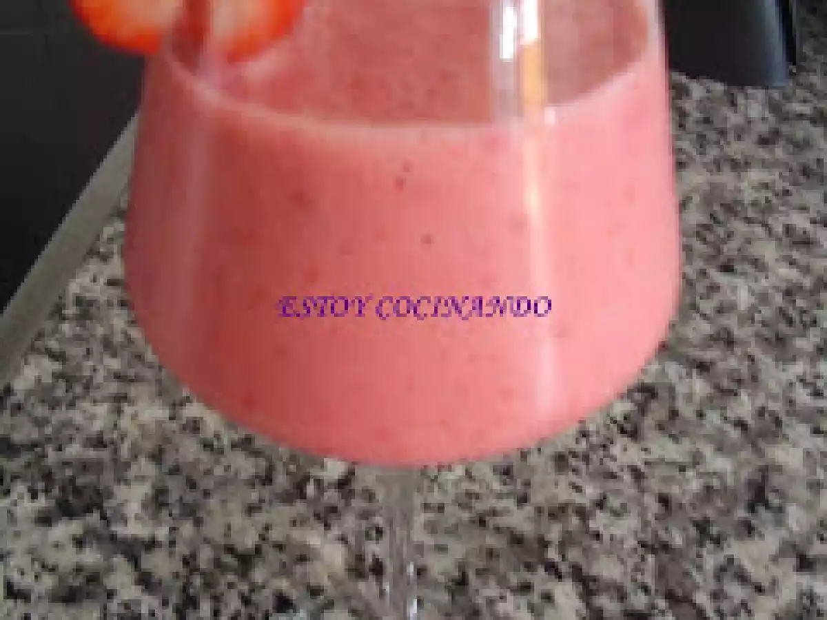 Batido de fresas y albaricoques
