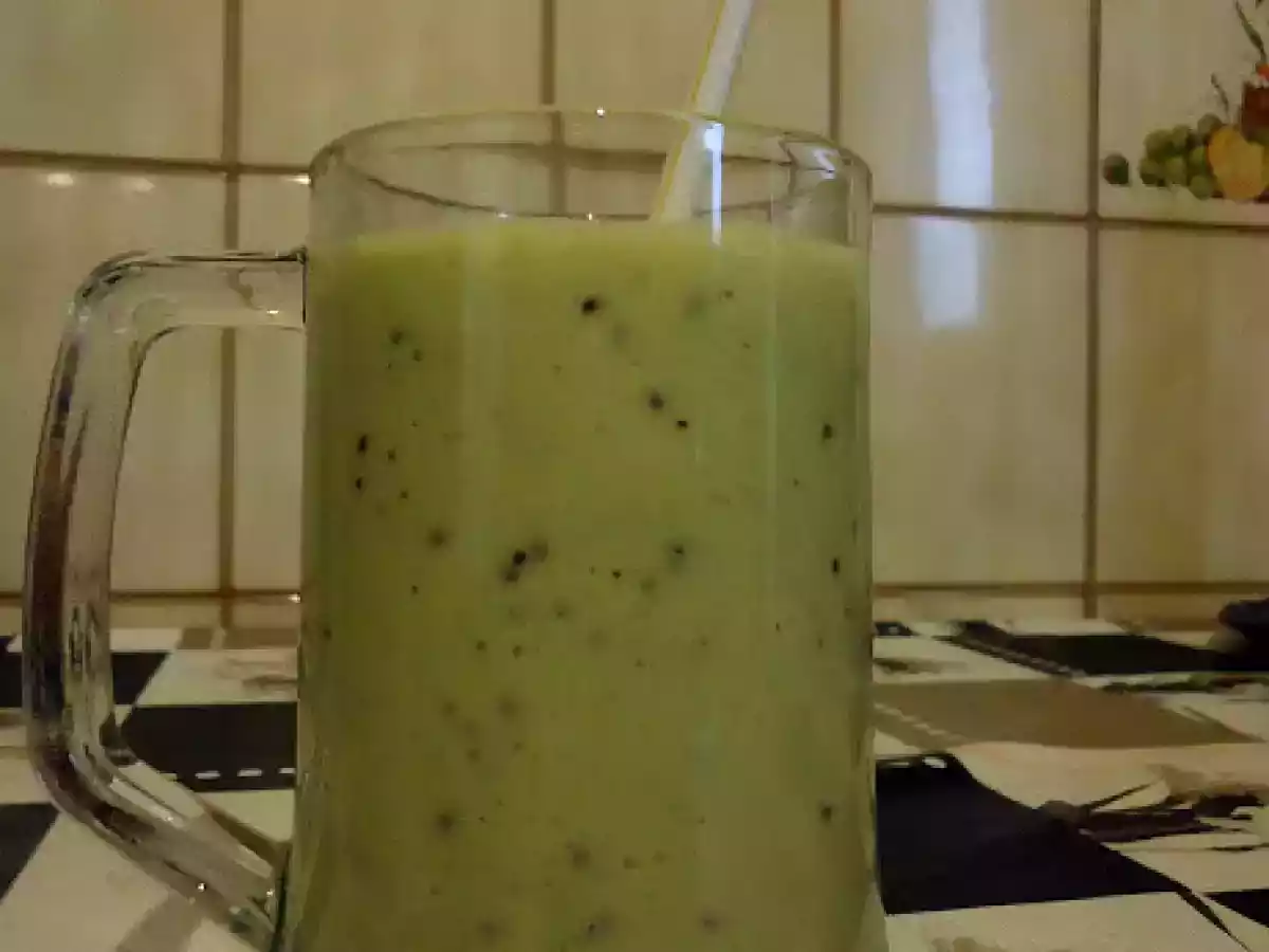 BATIDO DE KIWI Y PLÁTANO