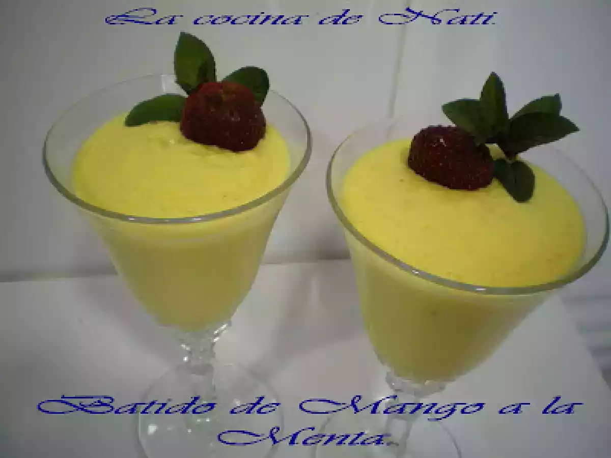 BATIDO DE MANGO A LA MENTA