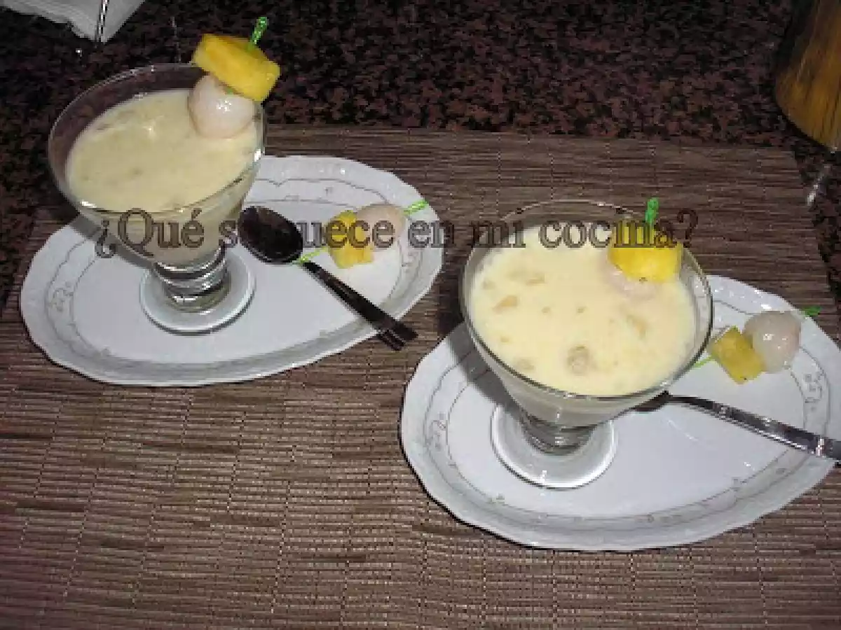 BATIDO DE PIÑA Y LICHI