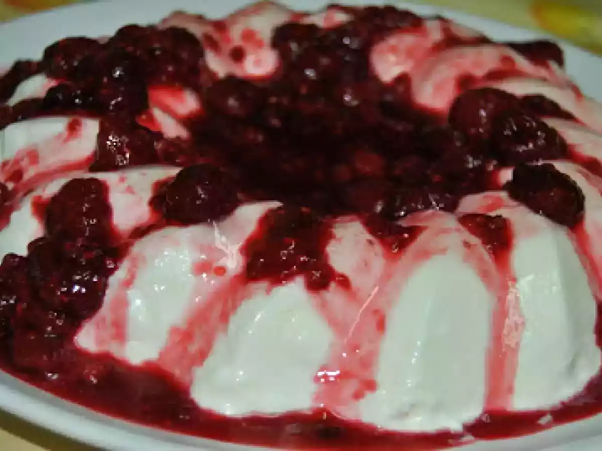 Bavarois de Yogurt con Frambuesas
