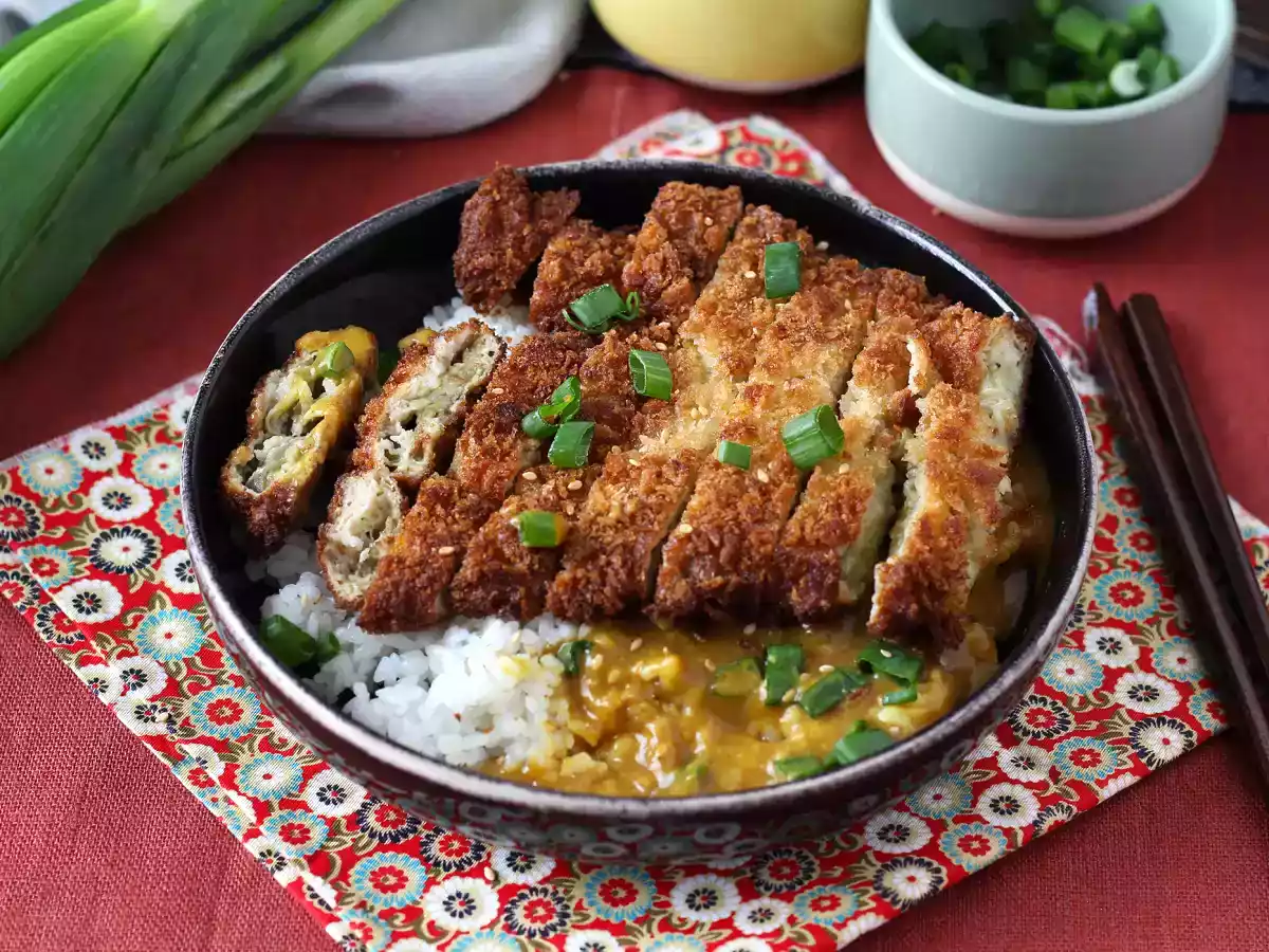 Berenjena empanada con pan rallado panko y curry japonés al estilo katsu - foto 4
