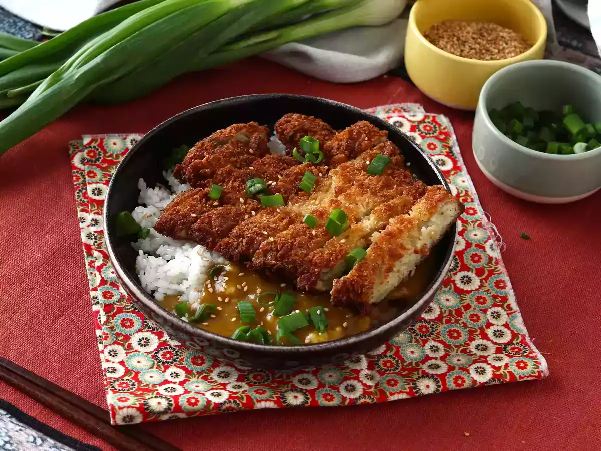 Berenjena empanada con pan rallado panko y curry japonés al estilo katsu - foto 6