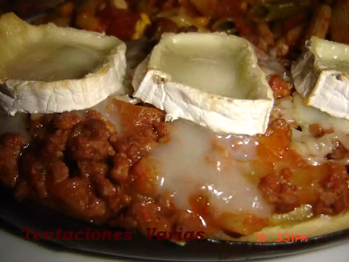 BERENJENAS CON CARNE Y QUESO DE CABRA - foto 2