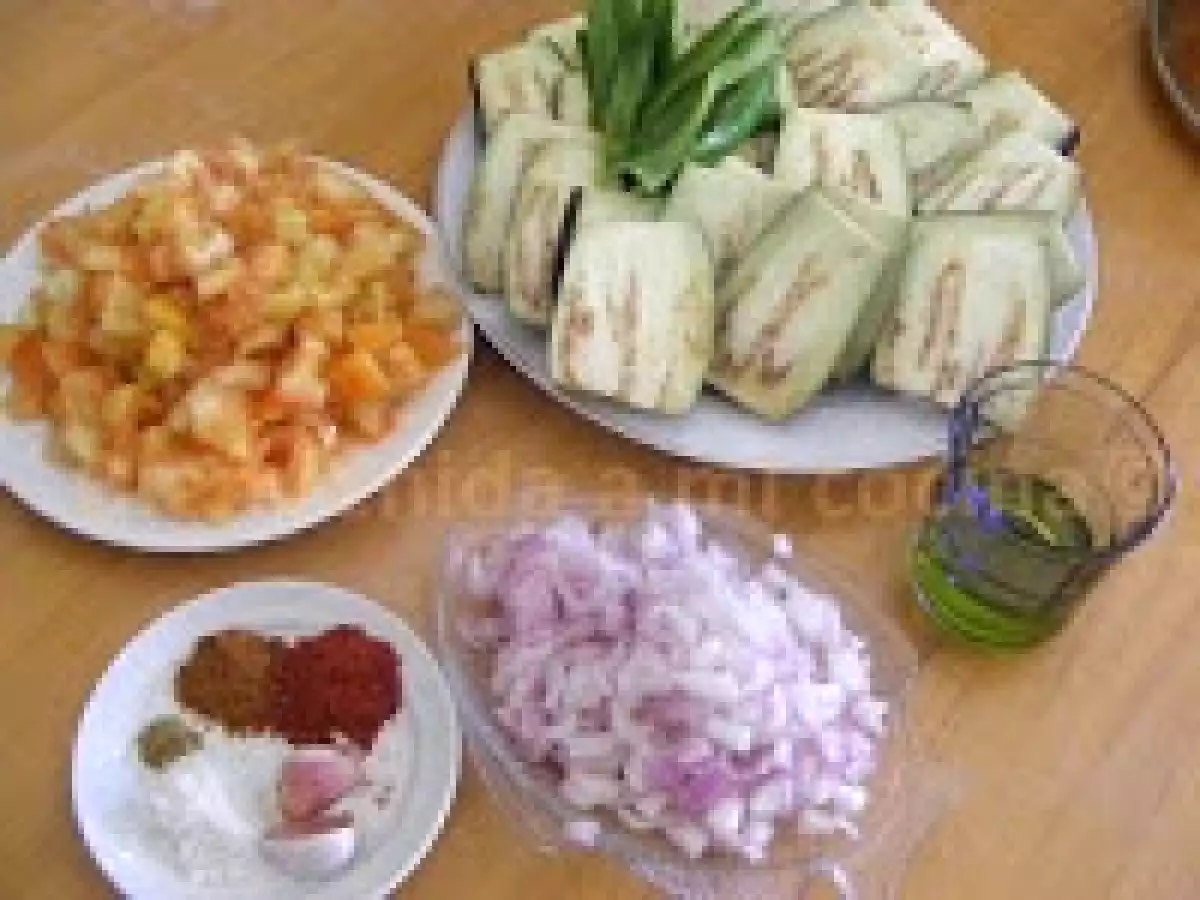 Berenjenas con tomate y cebolla al horno - foto 2