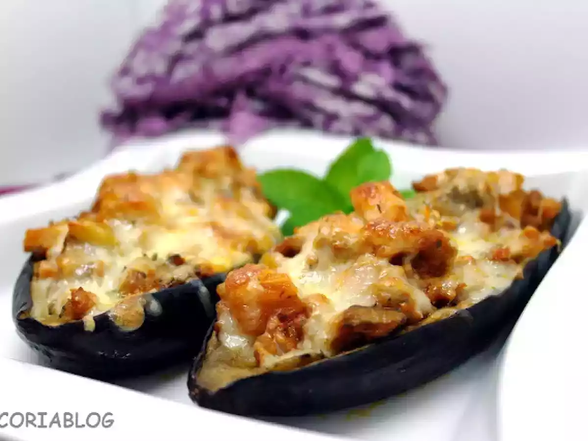 Berenjenas rellenas al vino blanco