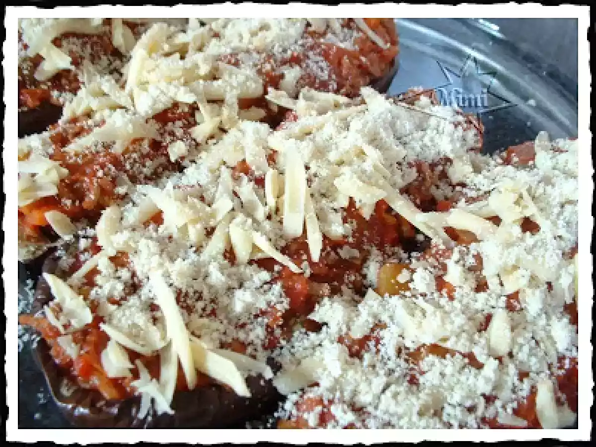 Berenjenas rellenas de carne al horno - foto 2