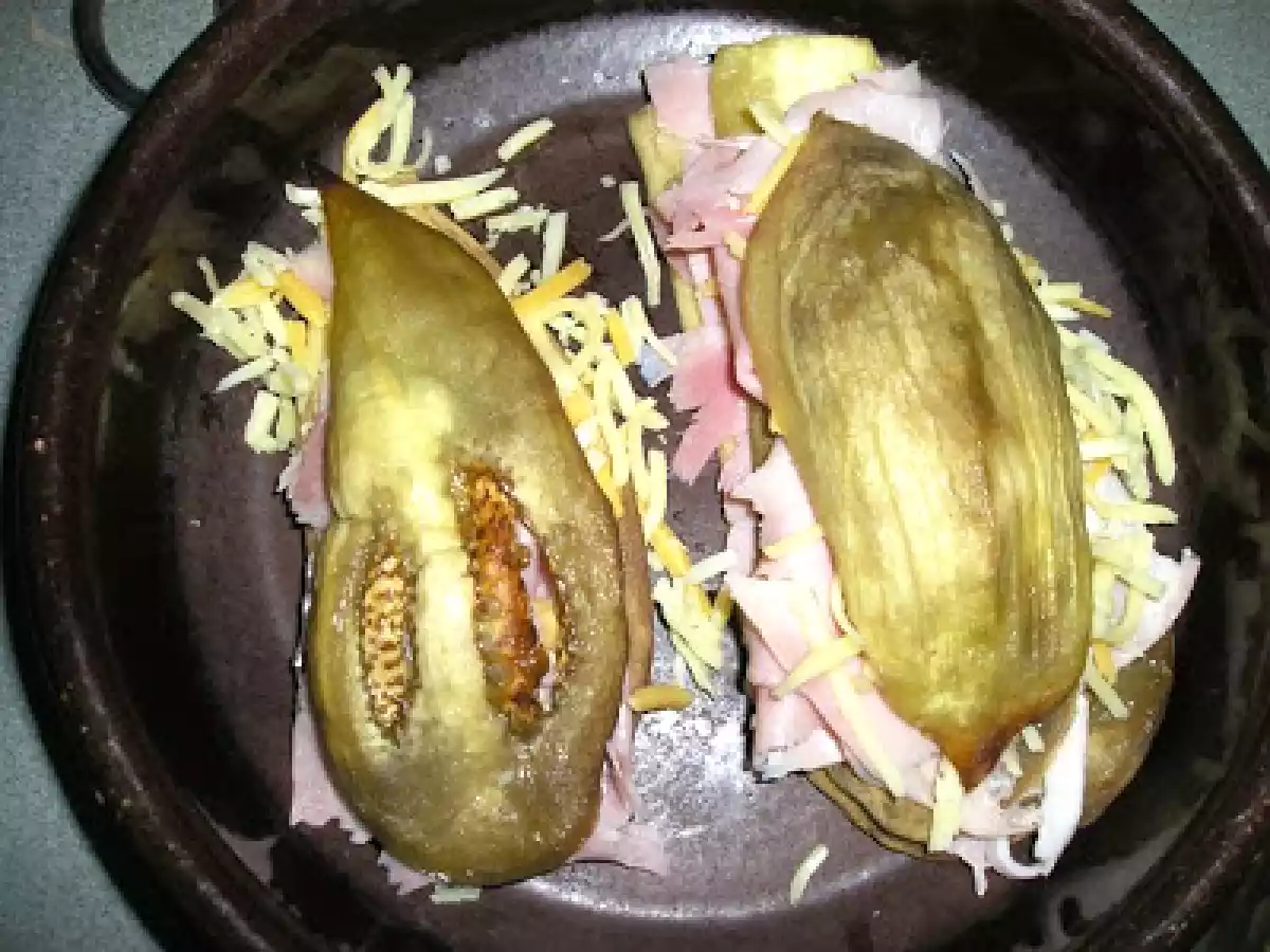 Berenjenas rellenas de jamón y queso