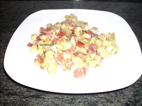 BERENJENAS SALTEADAS CON JAMÓN Y QUESO