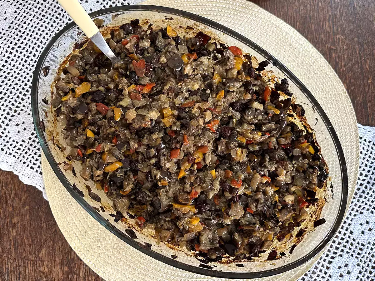 Berenjenas y pimientos al horno con vinagre de manzana: guarnición mediterránea muy sabrosa - foto 4