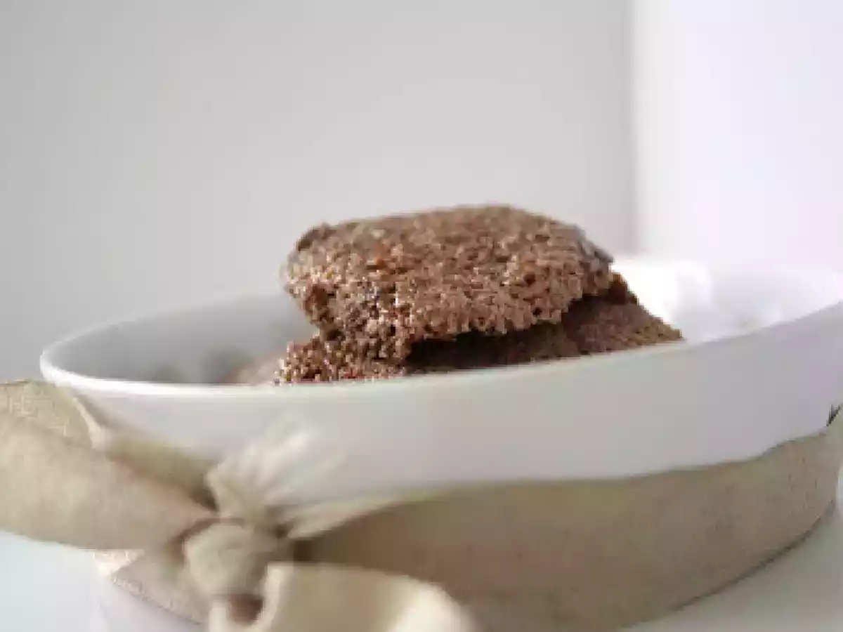 BISCUITS LIGEROS DE CHOCOLATE Y ALMENDRA