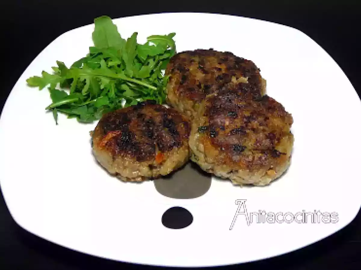 Bitoques de ternera y verduritas - foto 2