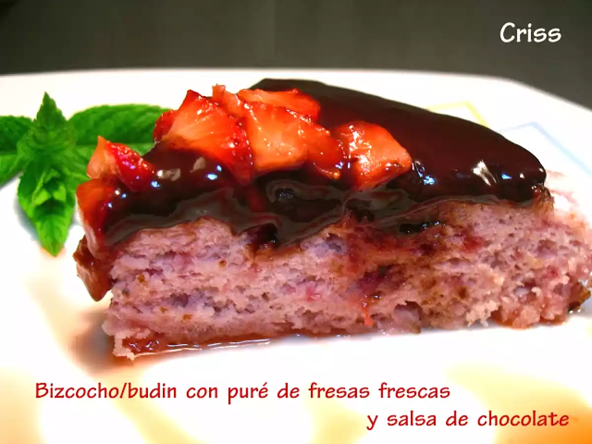 BIZCOCHO-BUDIN DE FRESAS FRESCAS Y SALSA DE CHOCOLATE - foto 4