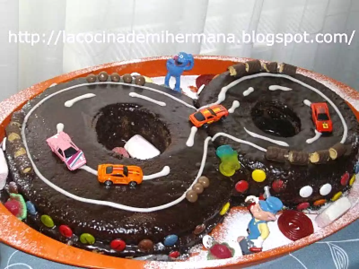 BIZCOCHO CIRCUITO DE COCHES