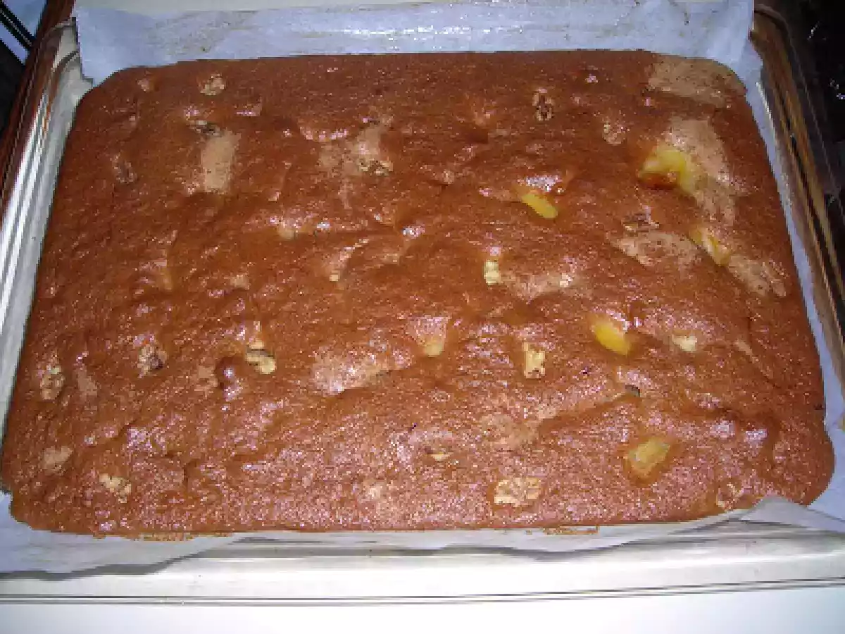 Bizcocho con dátiles, ciruelas y nueces. FELIZ CUMPLEAÑOS ISABEL