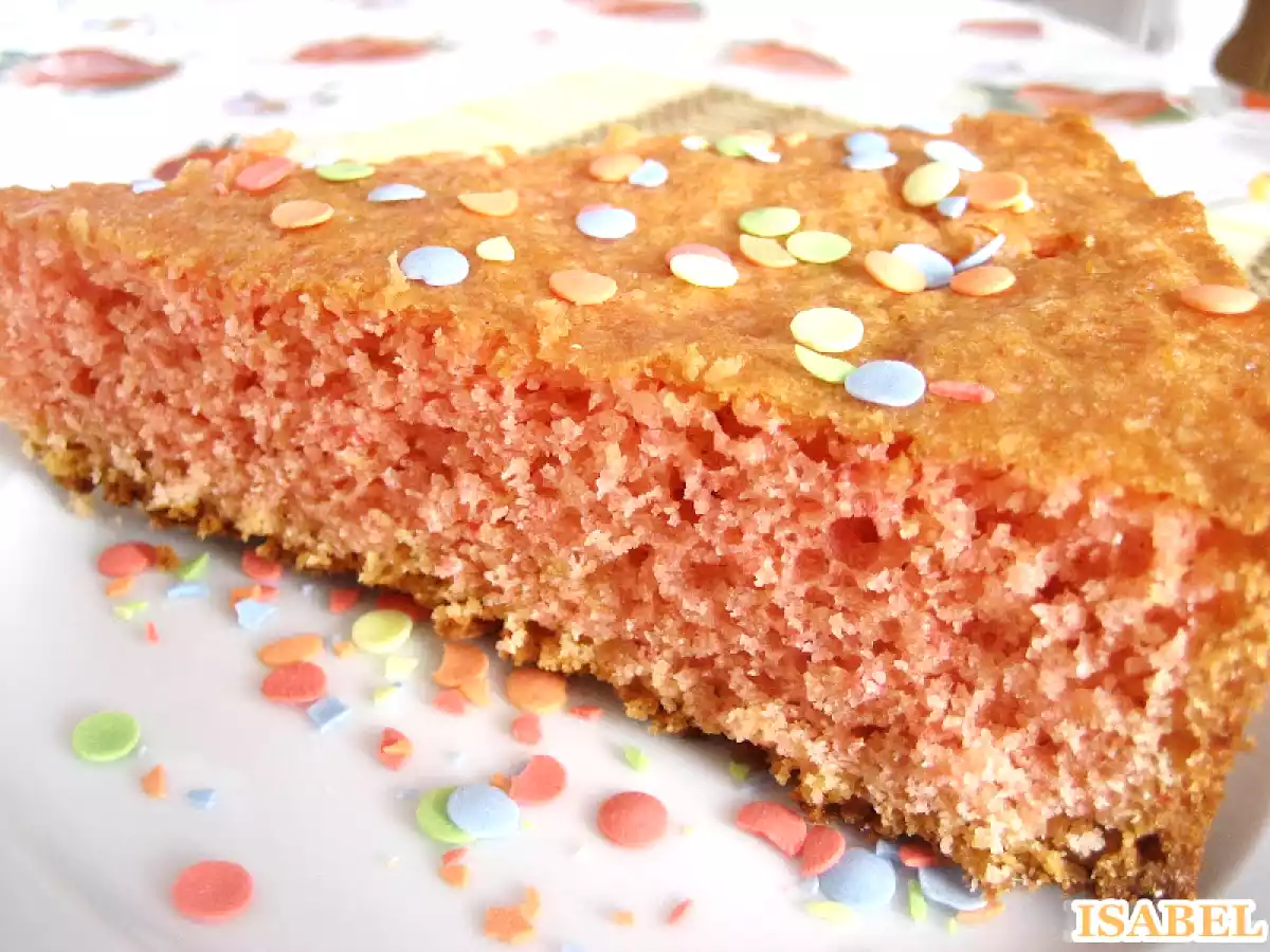 Bizcocho con gelatina de fresa - foto 2