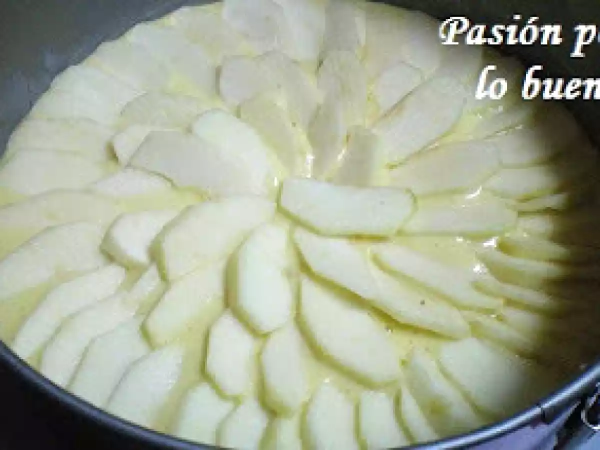 Bizcocho con manzana - foto 2