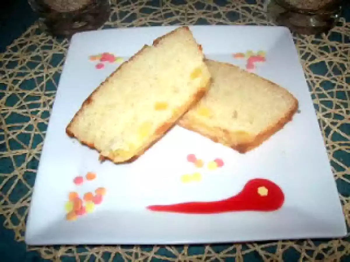 Bizcocho con piña y coco