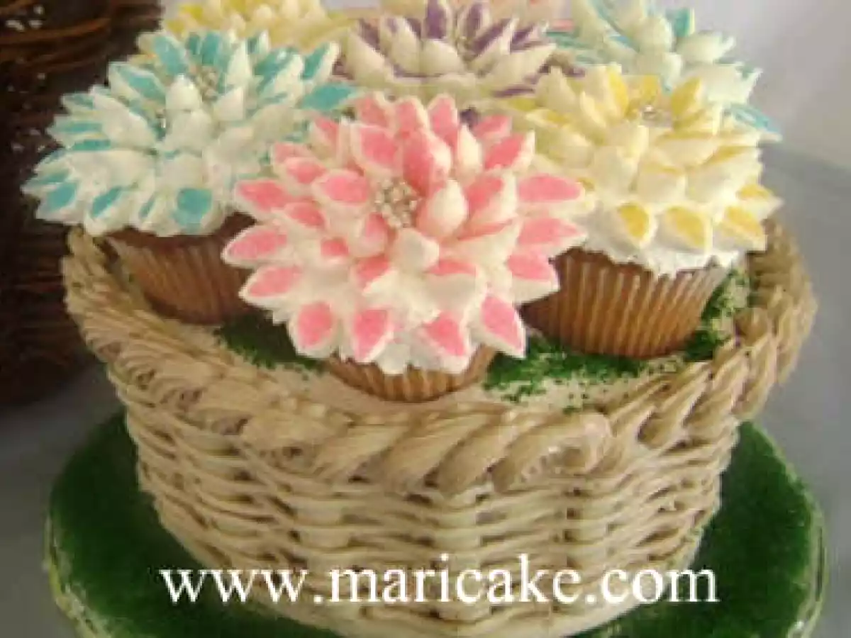 Bizcocho con tecnique de Canasta, Cupcakes de Flores