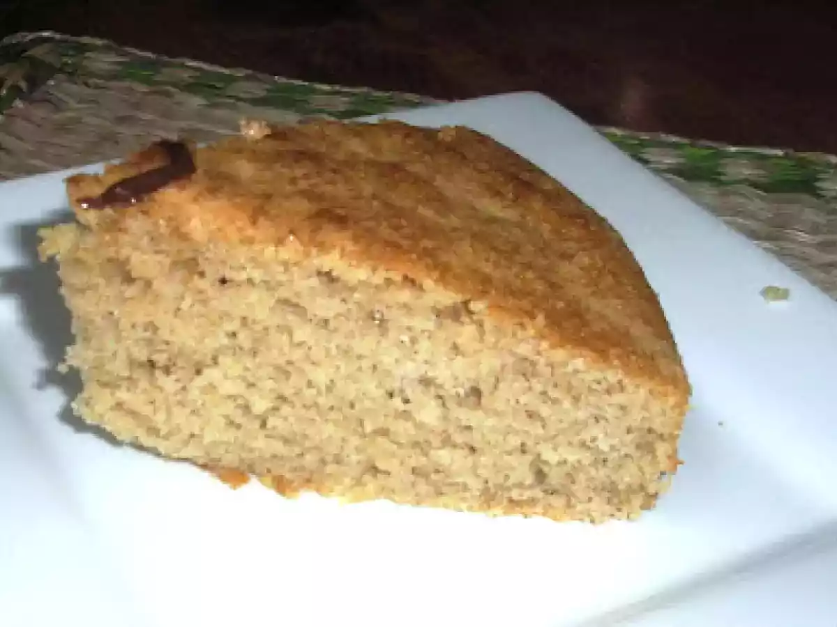 BIZCOCHO DE ACEITE DE OLIVA Y ALMENDRA.