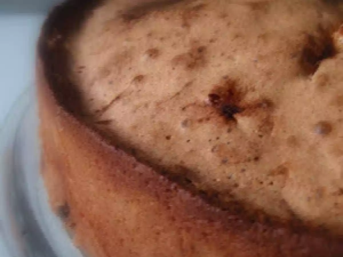 Bizcocho de cerezas y almendras - foto 2