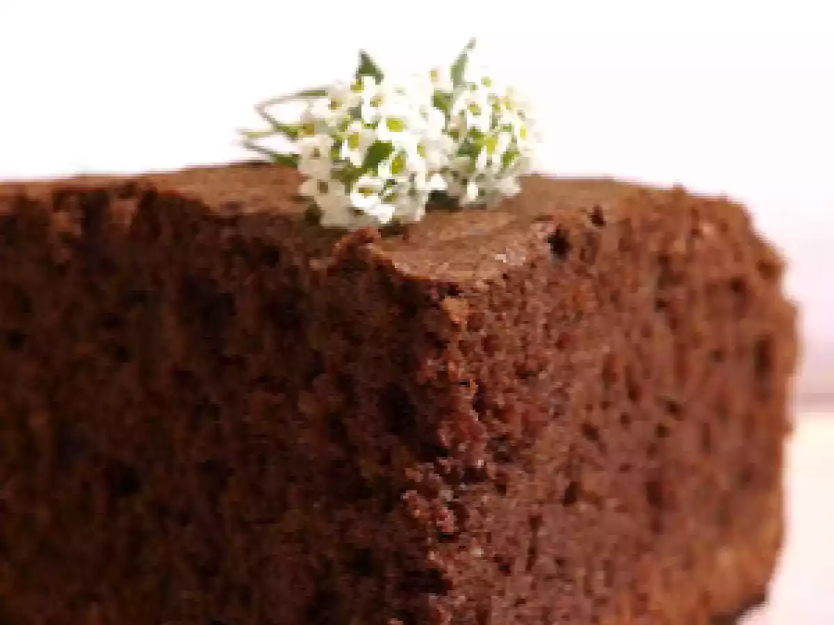 Bizcocho de chocolate amargo