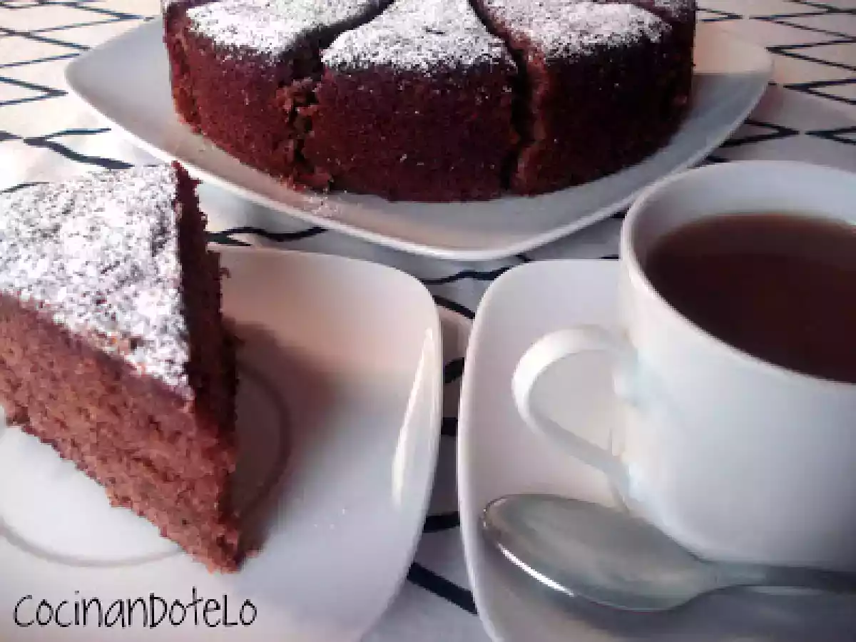 BIZCOCHO DE CHOCOLATE, BAILEYS Y NUECES