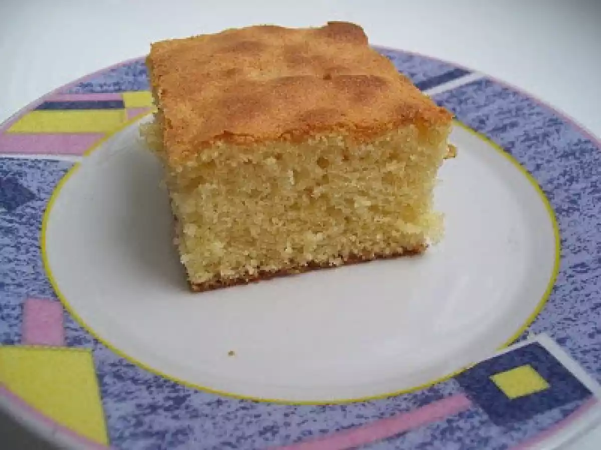 BIZCOCHO DE CHOCOLATE BLANCO