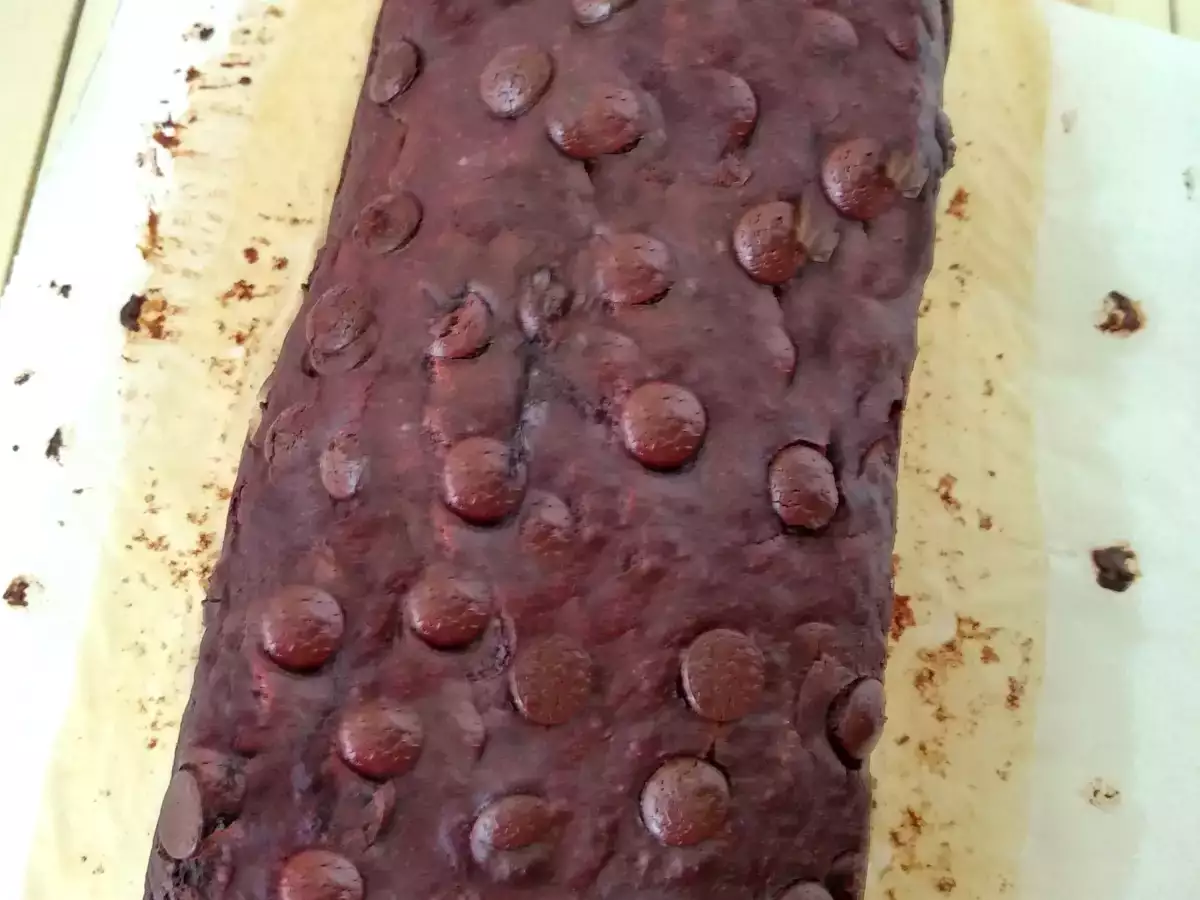 Bizcocho de chocolate, calabacín y plátano