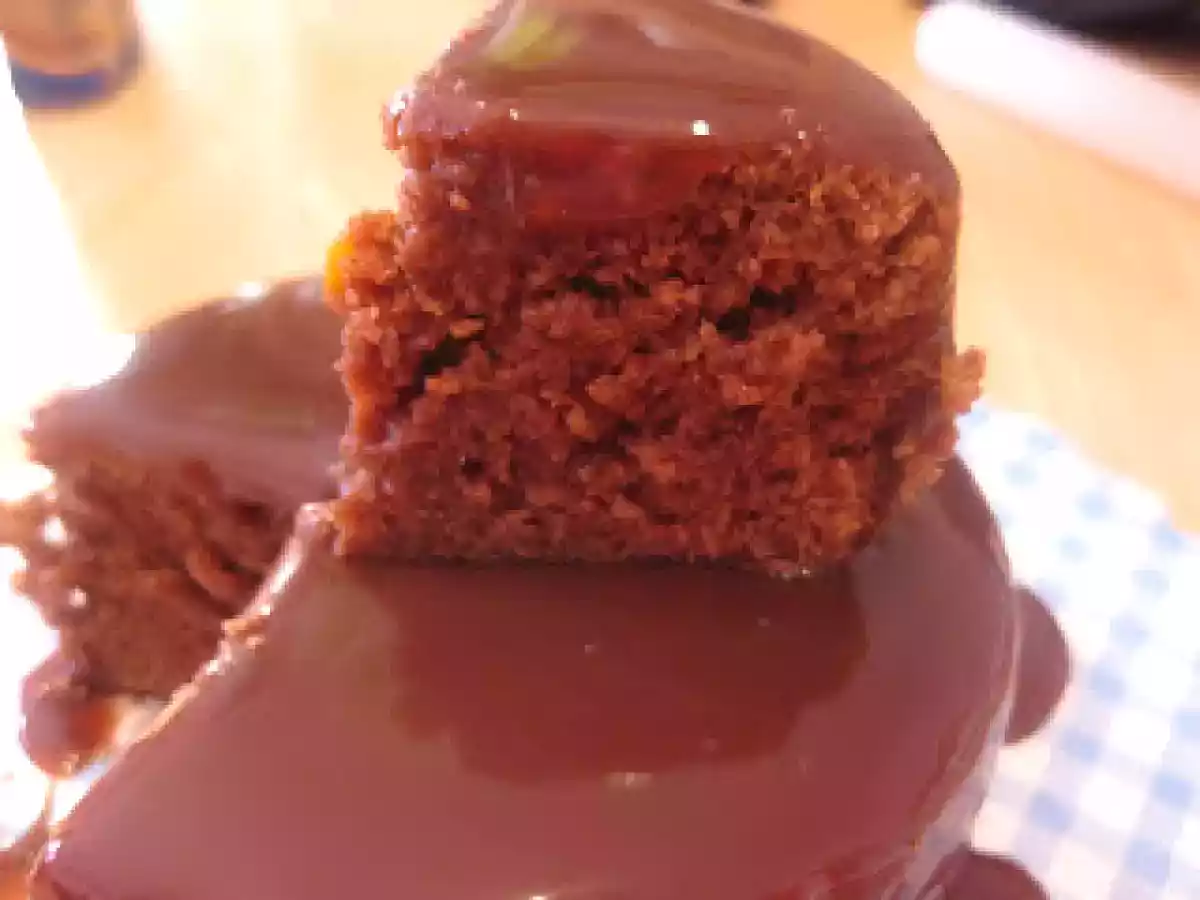 Bizcocho de chocolate diferente (ideal para cubrir con fondant) - foto 2