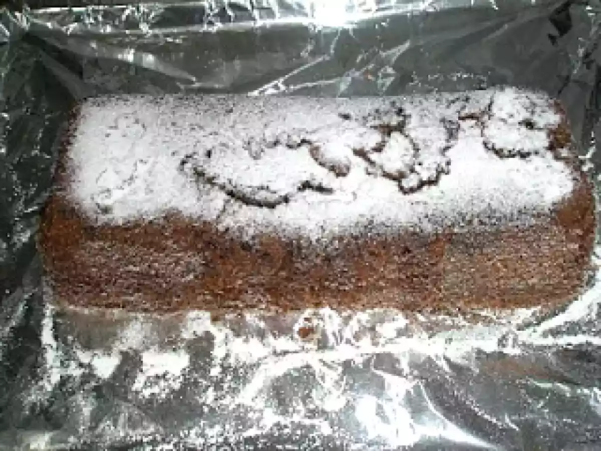 BIZCOCHO DE CHOCOLATE Y ALMENDRAS AL MICROONDAS