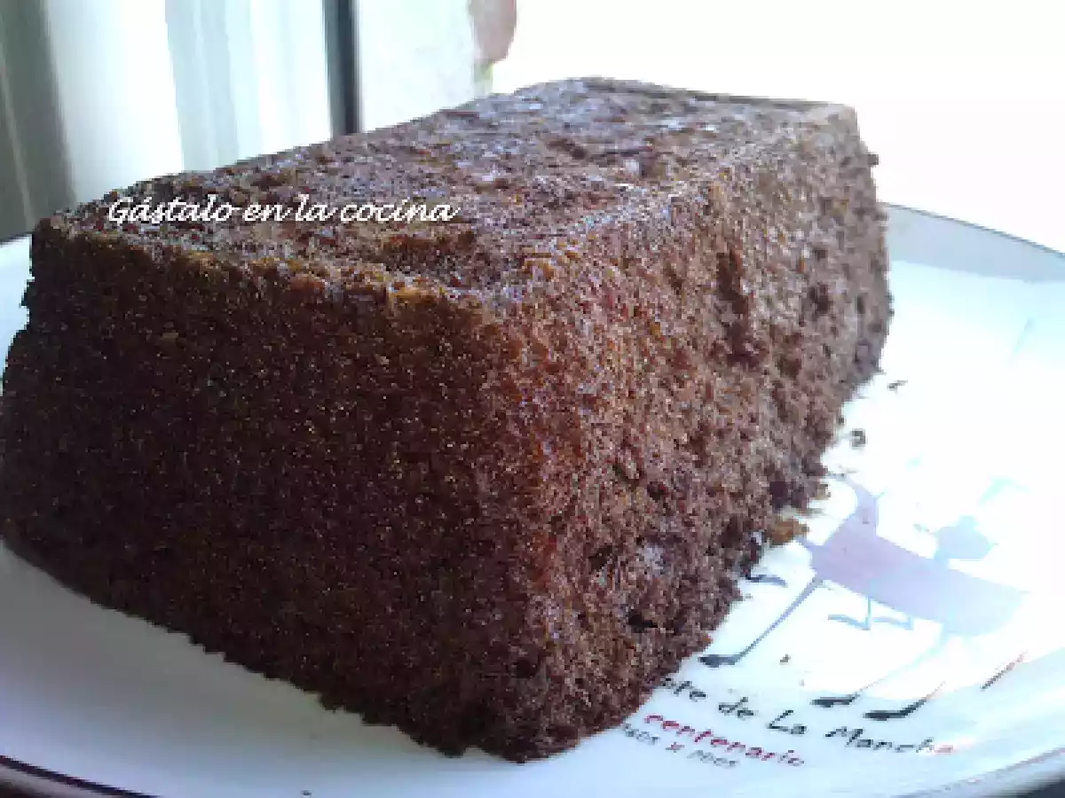 Bizcocho de chocolate y nueces al microondas