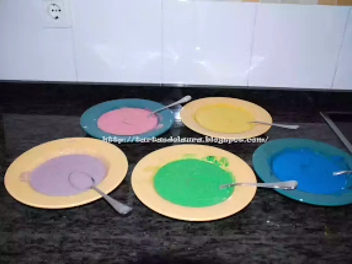 Bizcocho de colores y Receta - foto 3