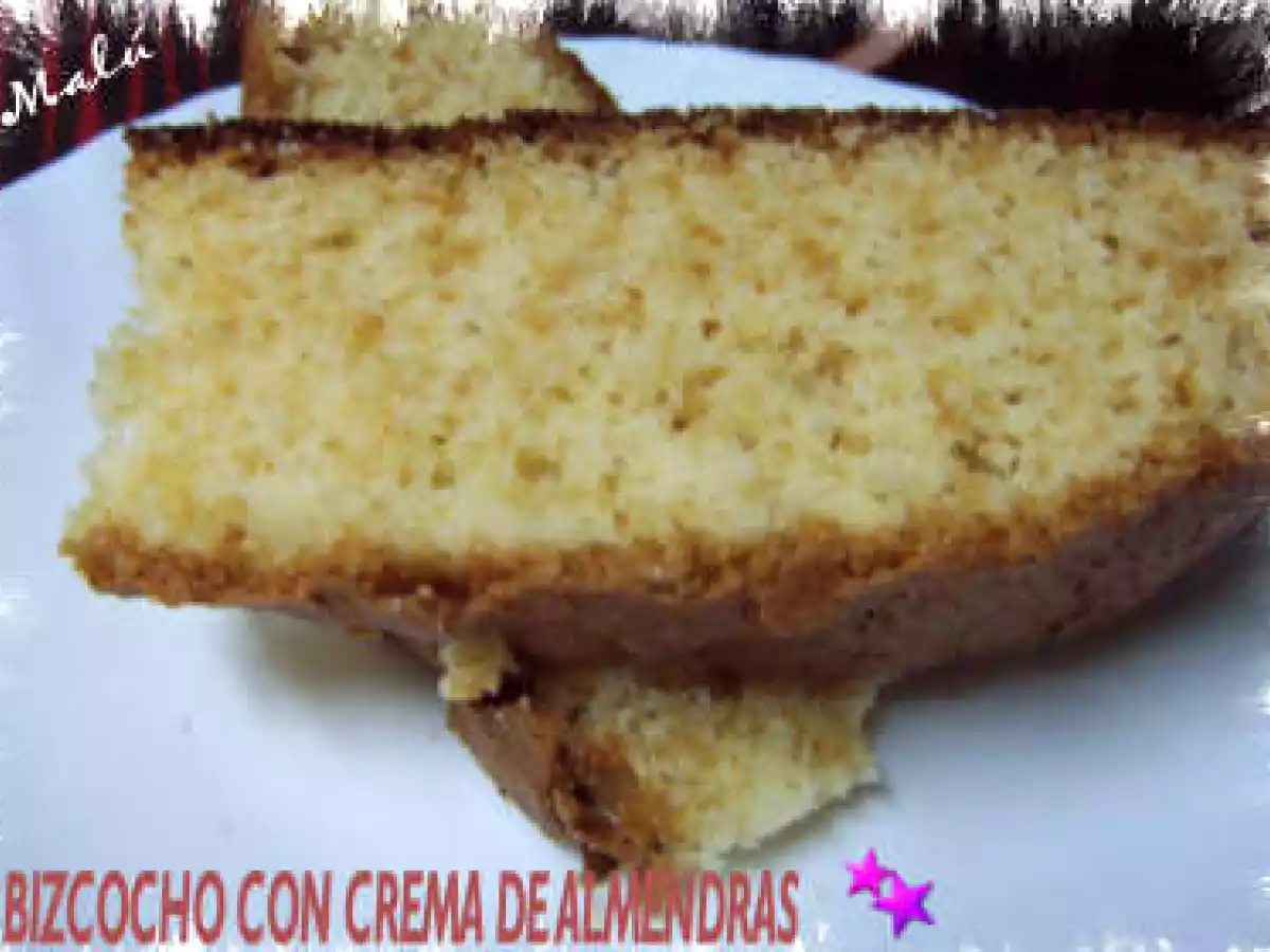 BIZCOCHO DE CREMA DE ALMENDRAS