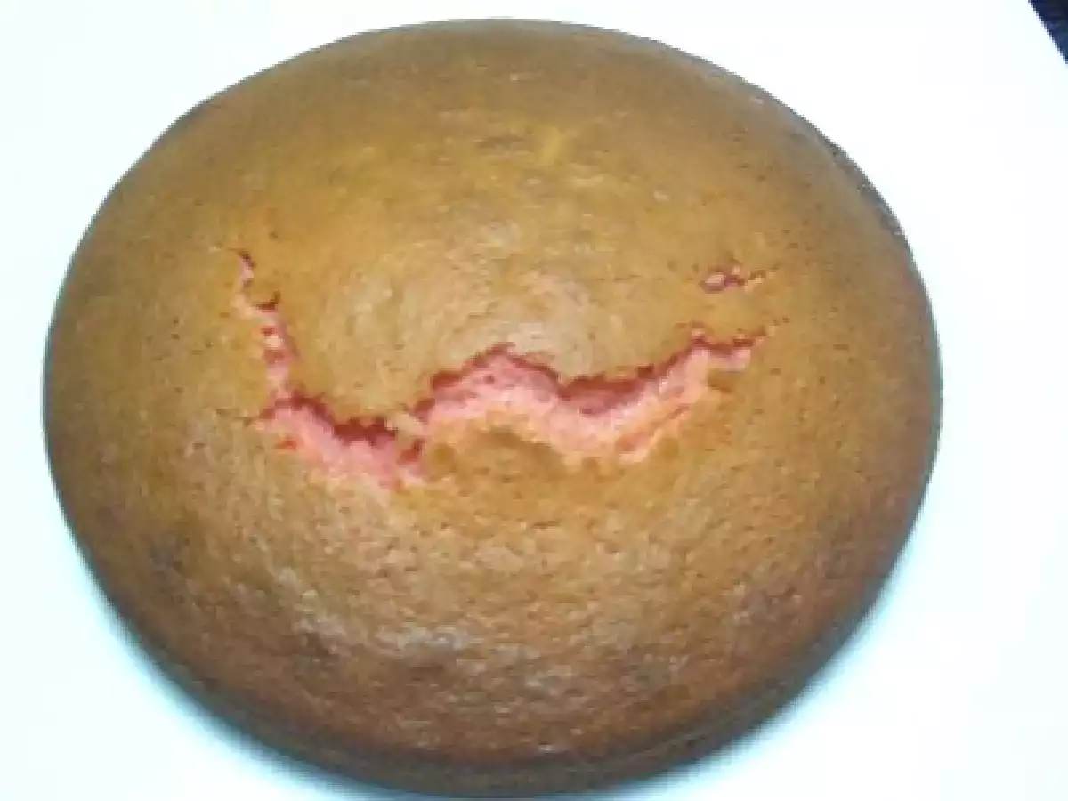 BIZCOCHO DE GELATINA DE FRESA - foto 2