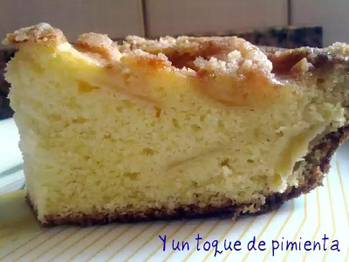 Bizcocho de manzana caramelizado