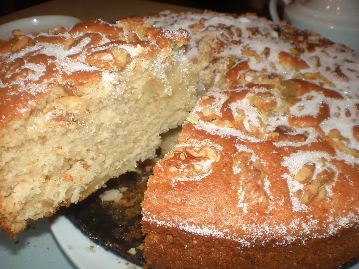 Bizcocho de manzana con nueces
