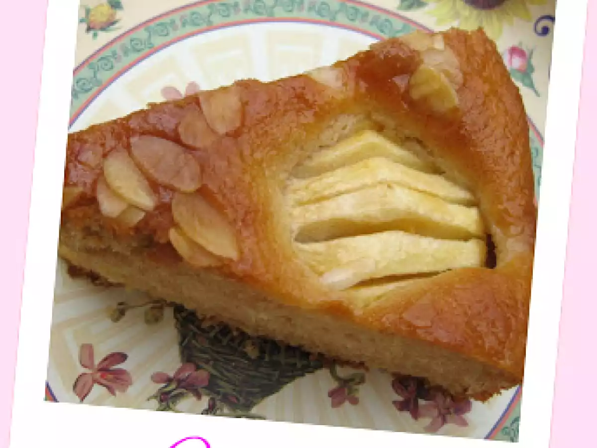 Bizcocho de manzana y caramelo.