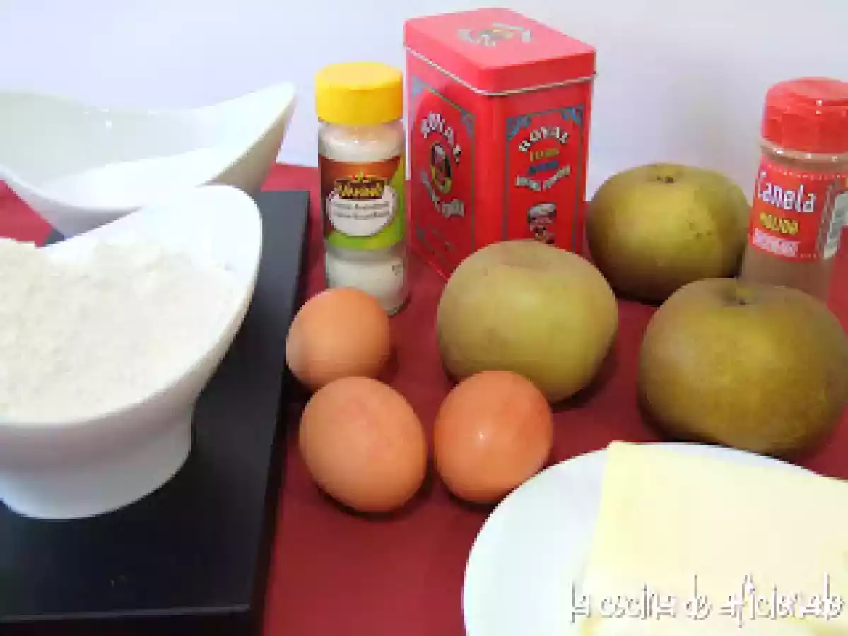 Bizcocho de manzanas reinetas con canela - foto 2