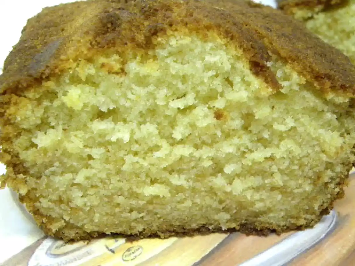 BIZCOCHO DE MASCARPONE Y AMARETTO