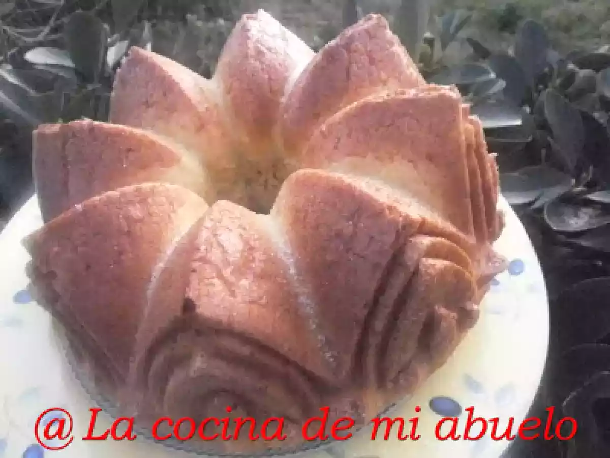 Bizcocho de mascarpone y licor de crema catalana - foto 2