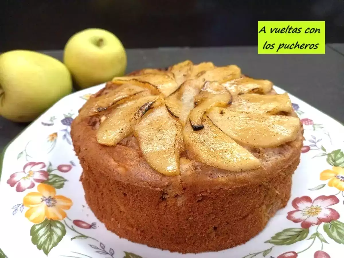 Bizcocho de mascarpone y manzana sin azúcar