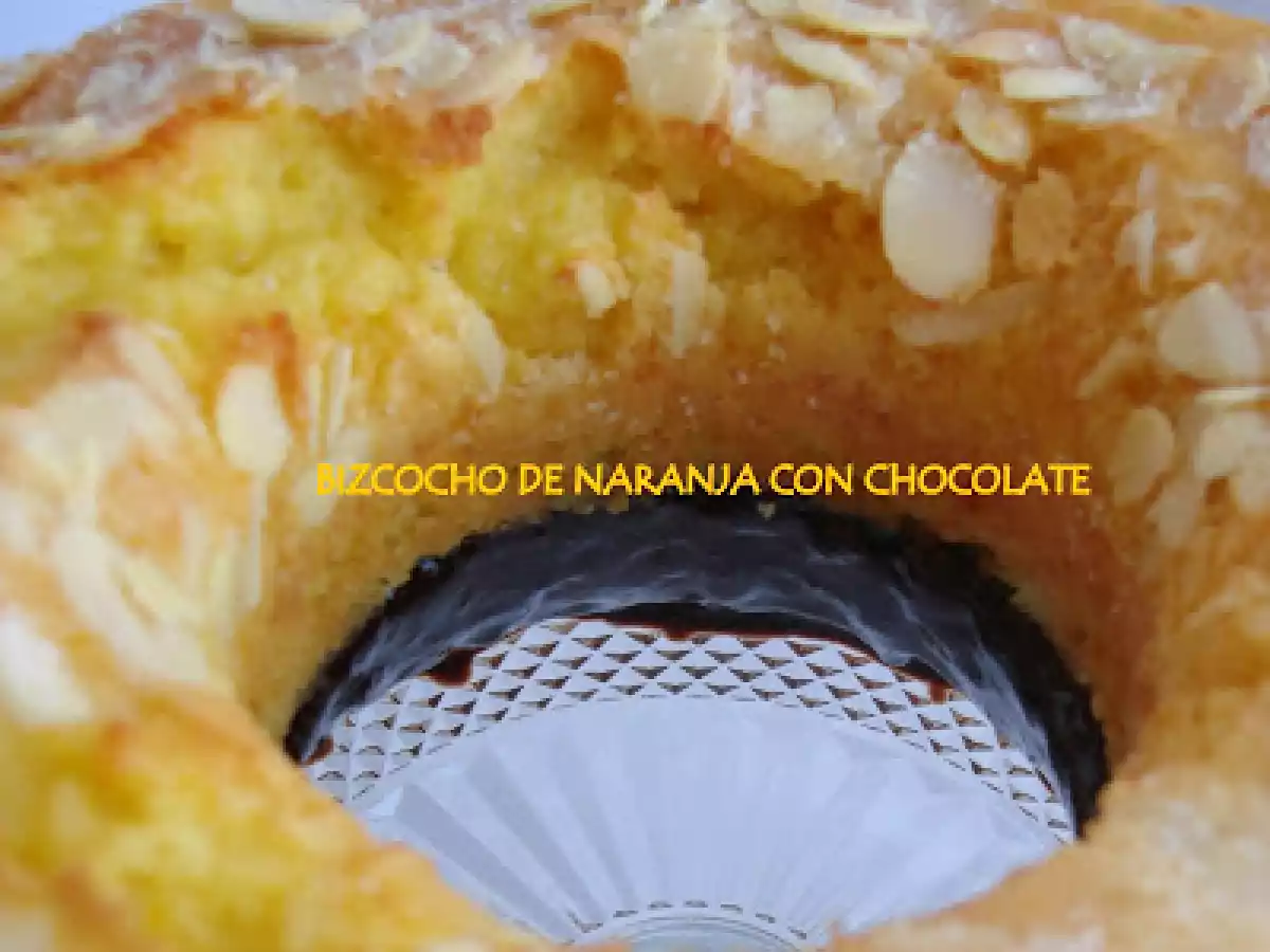 Bizcocho de naranja con chocolate y almendras - foto 5