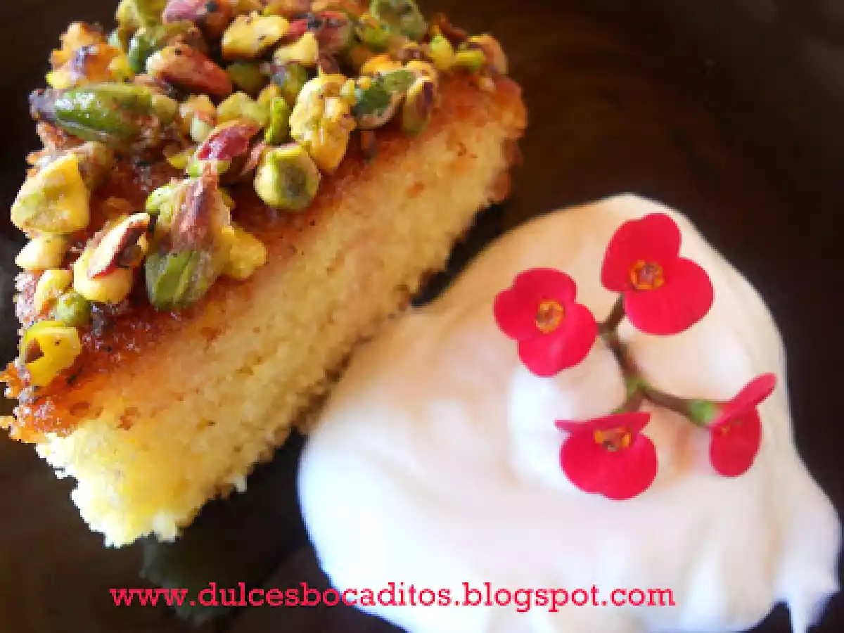 BIZCOCHO DE PISTACHO AL ESTILO GRIEGO