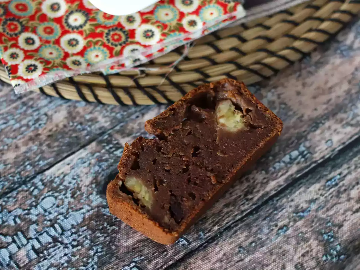 Bizcocho de plátano y chocolate, súper tierno y jugoso - foto 5