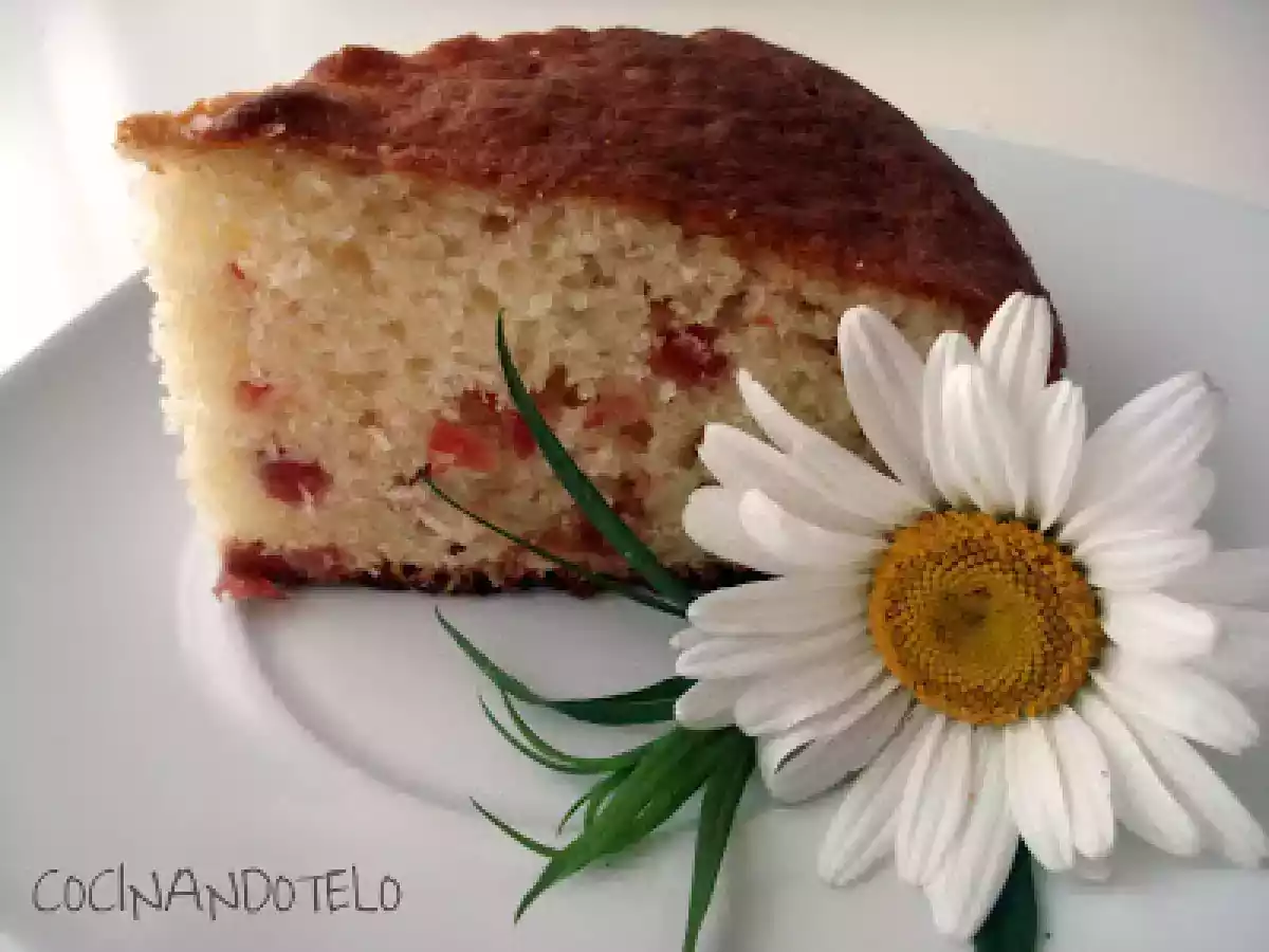 BIZCOCHO DE QUESO CREMOSO Y FRESAS DESHIDRATADAS - foto 4