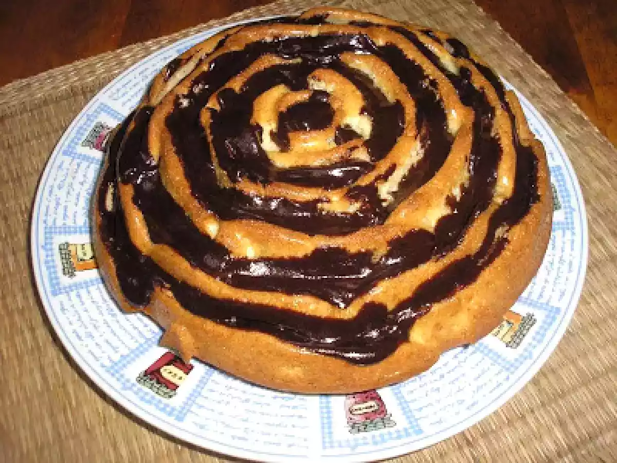 BIZCOCHO DE QUESO Y AVELLANAS - foto 2