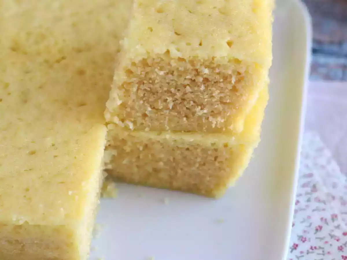 Bizcocho de yogur al microondas en 10 min - foto 3