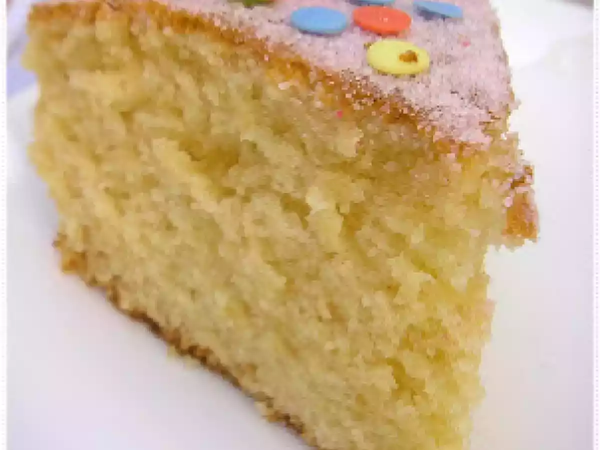 Bizcocho de yogur de fresa - foto 3