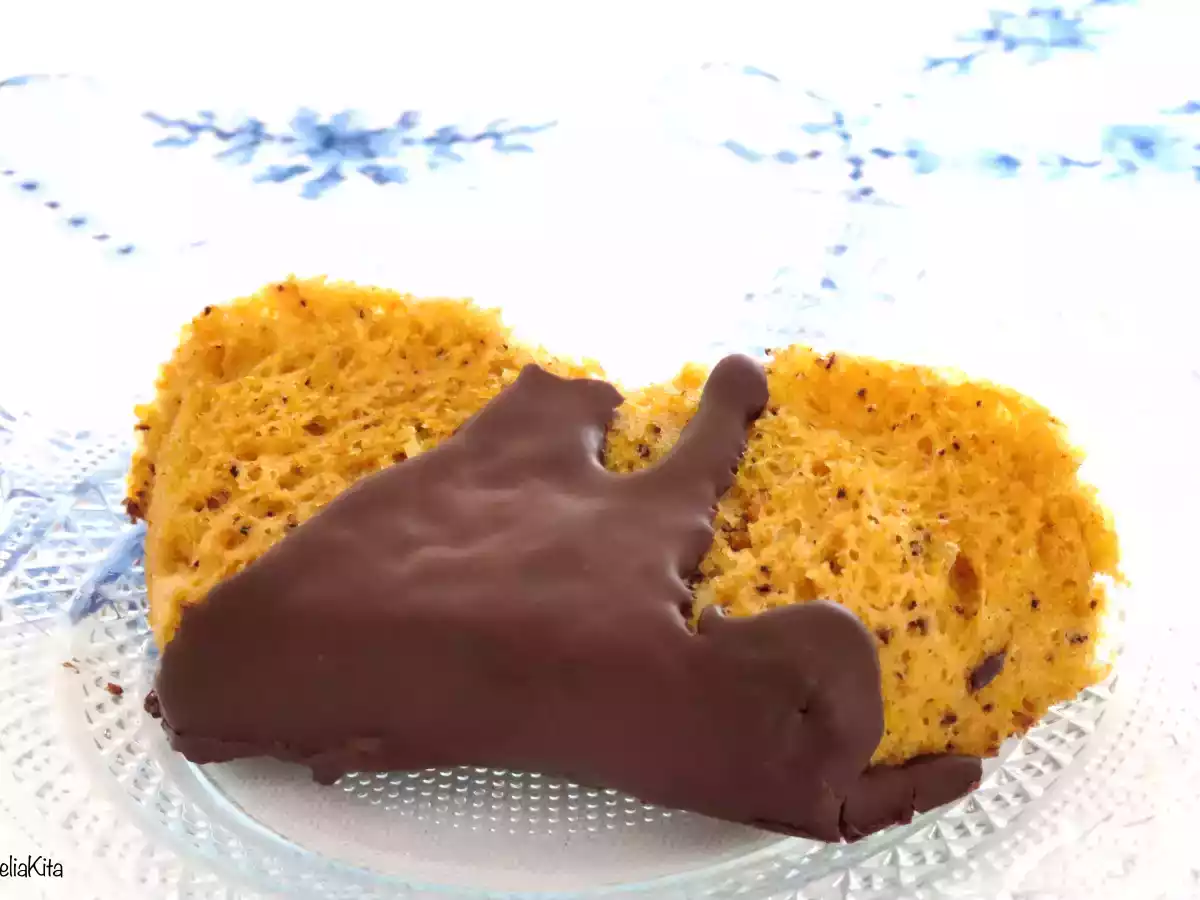 Bizcocho de zanahoria y nueces en microondas (sin gluten/ sin lactosa)